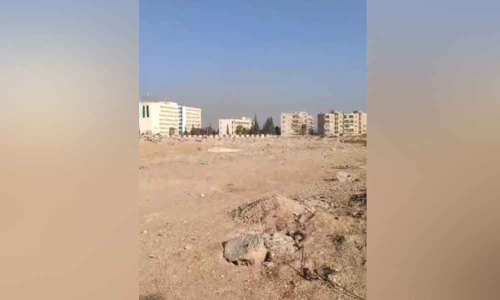 أرض للبيع في حرستا على الاوتستراد الدولي بمساحة 35000م في ريف دمشق 1027 (3)